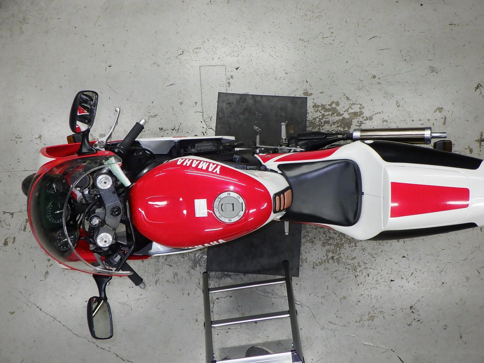 Moto2 Imports